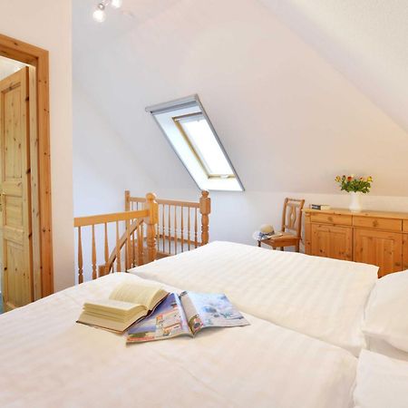 Stoertebeker Appartements - "Stoertebeker Pferdehof" 랄스비크 객실 사진