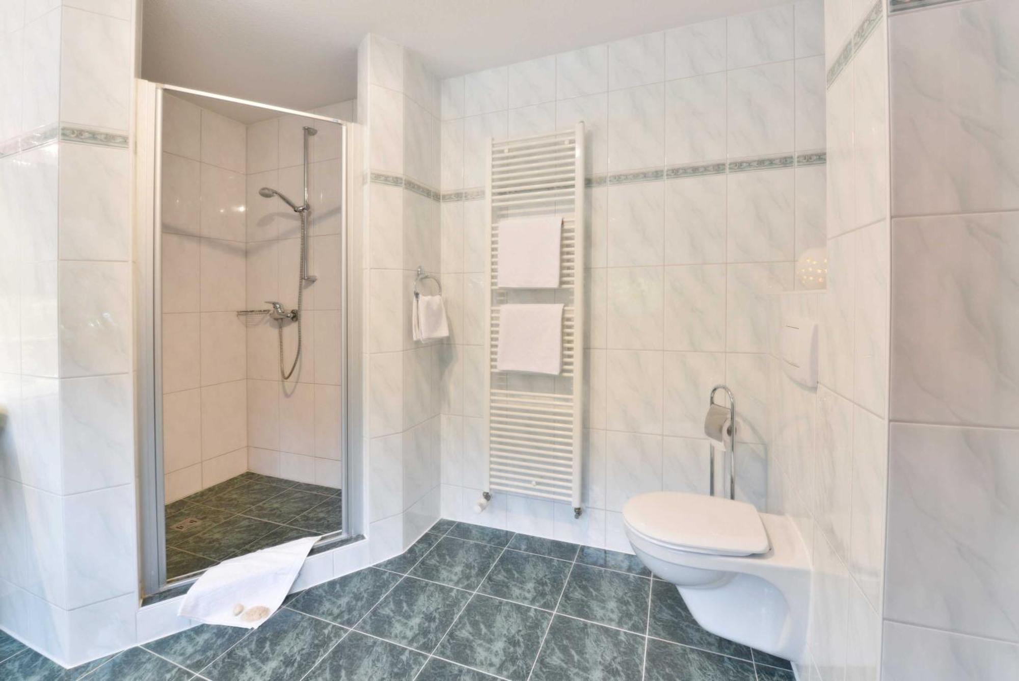 Stoertebeker Appartements - "Stoertebeker Pferdehof" 랄스비크 객실 사진